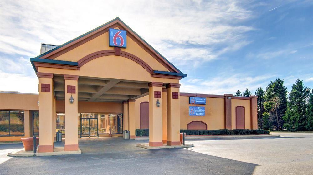 Red Roof Inn Forsyth Exterior photo